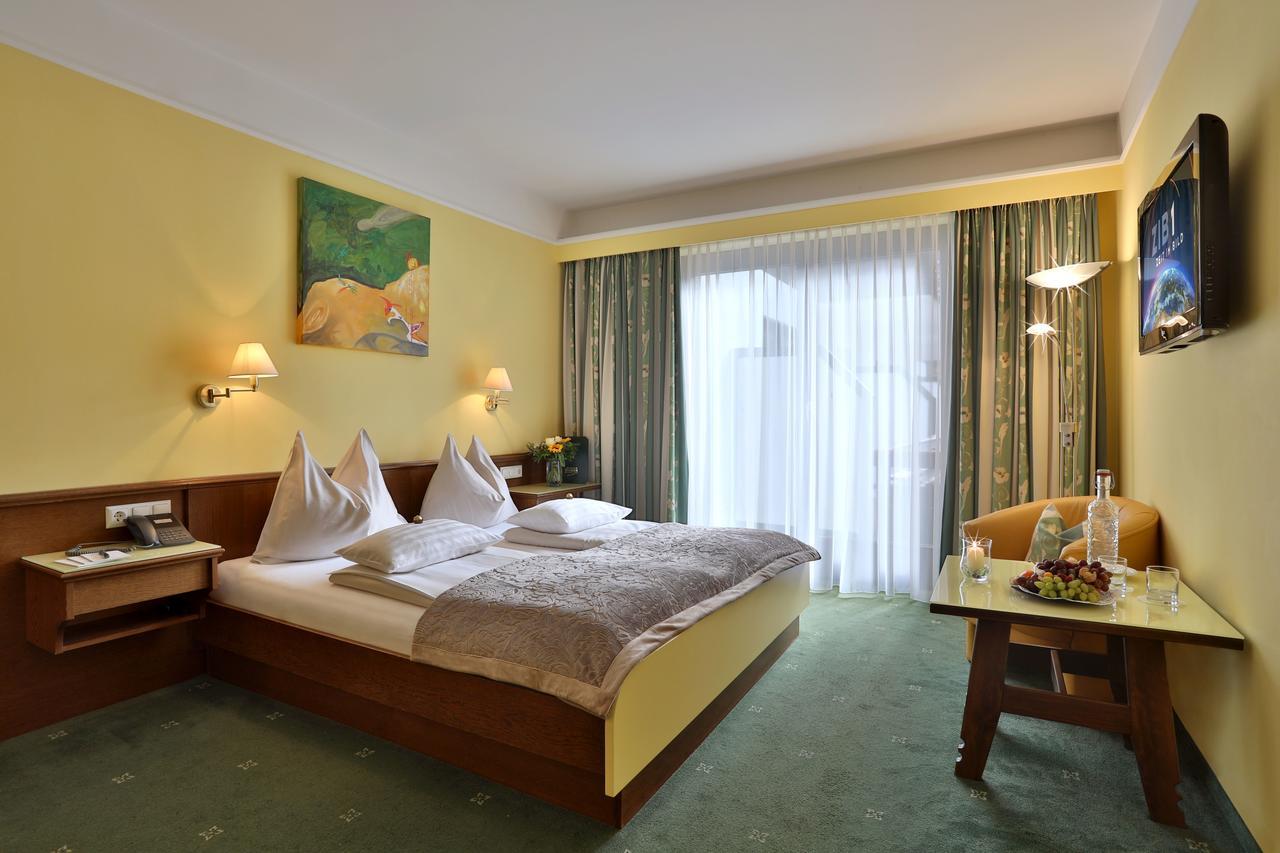 Hotel Zanker Dobriach Bagian luar foto